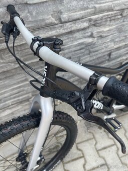 Dětské kolo Woom Off 6 - 8