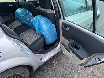 Renault Megane 2 1.6 83kw rv. 2003 - 8