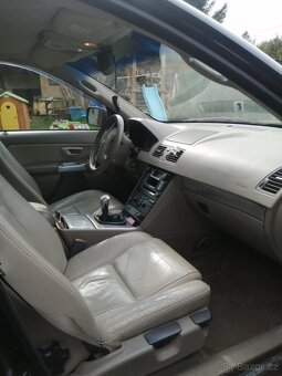 Volvo XC90 2.4 D5 120kW AWD - 8