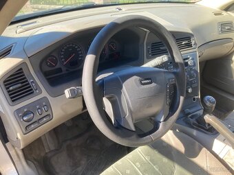 Volvo v70 - 8