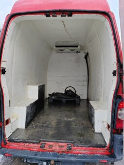 Renault Master 2,5 TDI 107Kw - 8