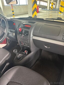 Renault Clio II - 8