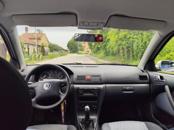 Škoda Octavia 1.6 75kw - 8
