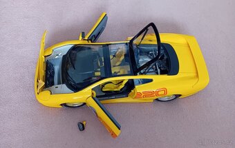 Maisto Jaguar Xj220 1:12 1992 - 8