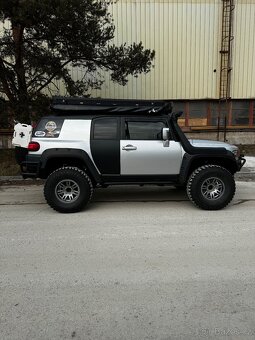 Toyota Fj 4.0 v6 benzín/LPG - 8