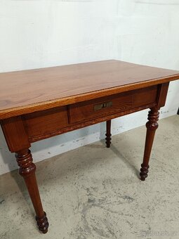 Starožitný stůl - 8