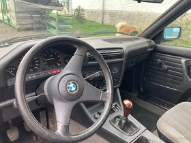 BMW E30 COUPE - 8