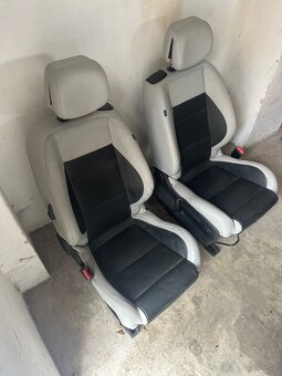 Megane 3 rs 265 / 250 sedačky - 8