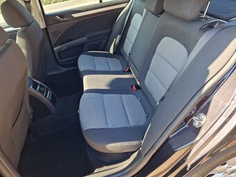 Škoda Superb 2 1,6 TDI, 77 KW xenony - 8