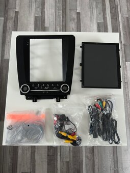 Android rádio na Ford Mustang 5.gen - 8