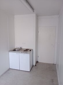 Kombinovaný stavební kontejner (111) - použitý - 8