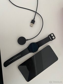 Samsung galaxy S23+ a Samsung Galaxy Watch 4 - 8