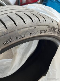 Michelin pilot sport 4 225/40/19 a 255:35/19 - 8