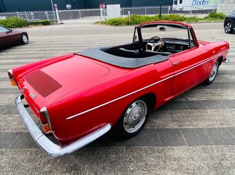 Renault Caravelle 1963 – elegantní francouzský roadster - 8