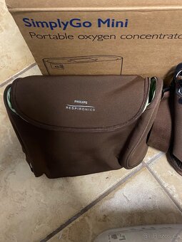 Kyslíkový koncentrátor Philips SimplyGo Mini - váha 2,3 kg - 8