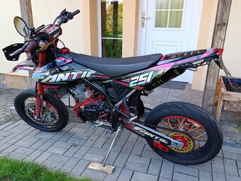 Fantic XMF 125 Motard - 8