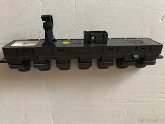 Řadící páka, spínače středové konzole Peugeot 3008 I - 8