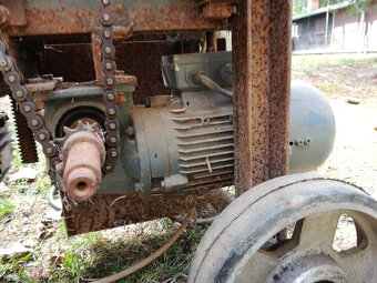 Rozdělaná protahovačka - 8