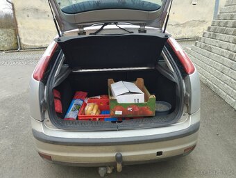 FORD FOCUS II 1,6 TDCi 80kW KLIMA, r.2005 - 8