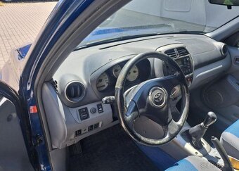 Toyota Rav4 2,0 D4D nafta manuál 85 kw - 8