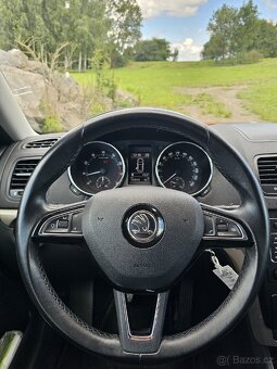 Škoda yetti elegance 1,4 tsi 90kw top stav - 8