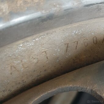 Sada zimních kol Škoda, VW 185/60 R15 č. AK08 - 8