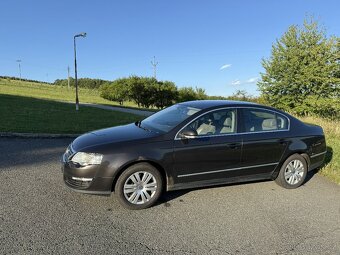 VW Passat B6 2.0 TDI 4MOTION (první majitel) - 8