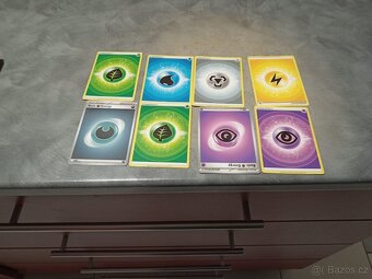 Pokemon karty, plechové krabičky - 8
