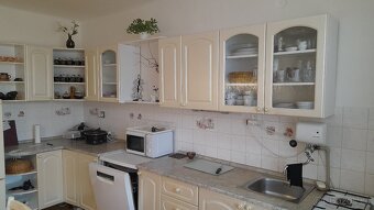 Prodej rodinného domu 4 + 1 se zahradou - 8