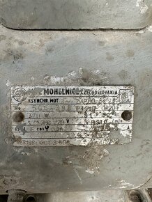 Motory 4 kusy - 8