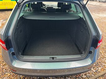 Superb 2.0TDI, 110kW, DSG - 8