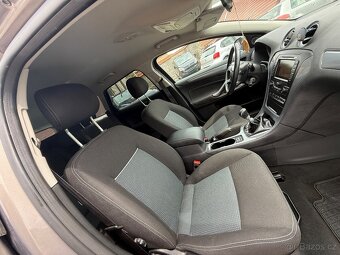 Ford Mondeo 2.0tdci 103kw combi (2012) 2.majitel - 8