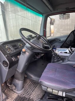 Mercedes Atego 818 čelo, shrnovacka 17pal - 8