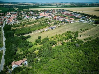 Prodej rozlehlého pozemku k výstavbě v Medlově, 16 353 m2 - 8