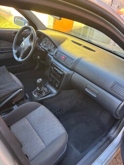 Škoda Octavia I 1.6 benzín - 8