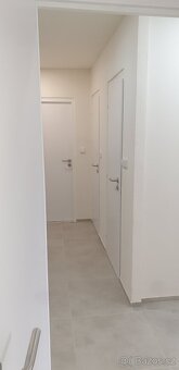 PRONÁJEM BYTU 2+1 S LODŽIÍ, OSTRAVA PORUBA, OPAVSKÁ ULICE - 8