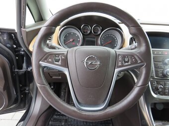 Opel Astra 2.0CDTi , 118 kW nafta, 2011 - 8