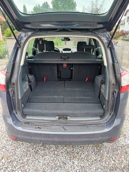 Ford grand C-max 2015 7 míst - 8