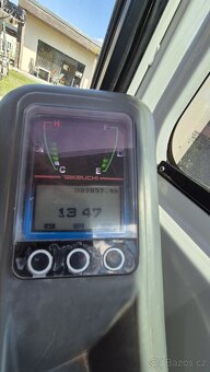 Minibagr Takeuchi TB216 s Powertiltem - 8