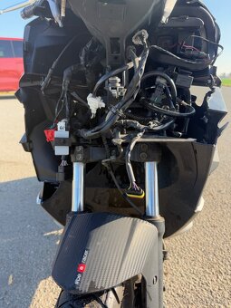 Aprilia SR 125 GT rv:2022/3 lehce havarovaný pojízdný - 8