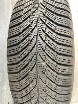 Plechové disky 16” 5x112 a zimní pneu 205/55/R16 Continental - 8