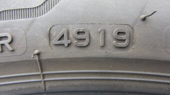 Letní pneu 235/45/20 Bridgestone - 8