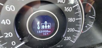 Honda CR-V, 1,6 Lifestyle 9AT 4x4, ČR, 2016, 133 958km - - 8