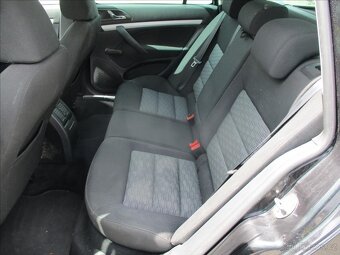 ŠKODA OCTAVIA COMBI 1,4TSi 90kw Tažné Klima 2009 - 8
