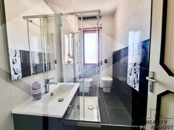 Prodej bytu 2+kk 52 m², via America,Montesilvano, Itálie - 8