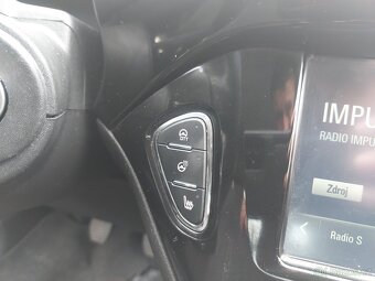Opel corsa e 1.2 51 kw rv 2017. - 8