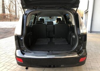 Mazda 5 2.0 16V GTA benzín manuál 107 kw - 8