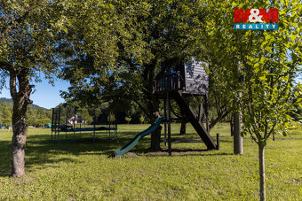 Prodej rodinného domu, 800 m², Lichnov - 8