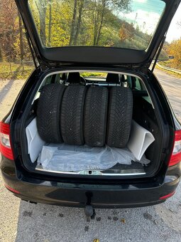 Škoda Superb 2 Facelift 2.0 TDi DSG VW Passat octavia golf - 8