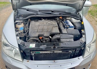 Škoda Octavia 2 rs 2.0 tdi 125kw facelift - 8
